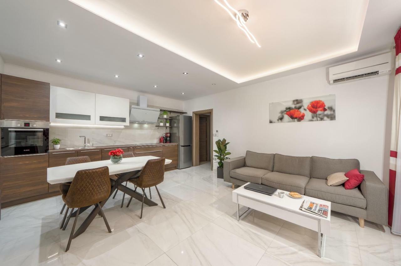 Viras Luxury Holiday Пула Екстер'єр фото
